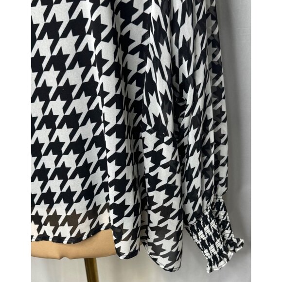 Vince Camuto Womens Black & White Houndstooth Long Sleeve Jewel Neck Top Size XL - Picture 2 of 7